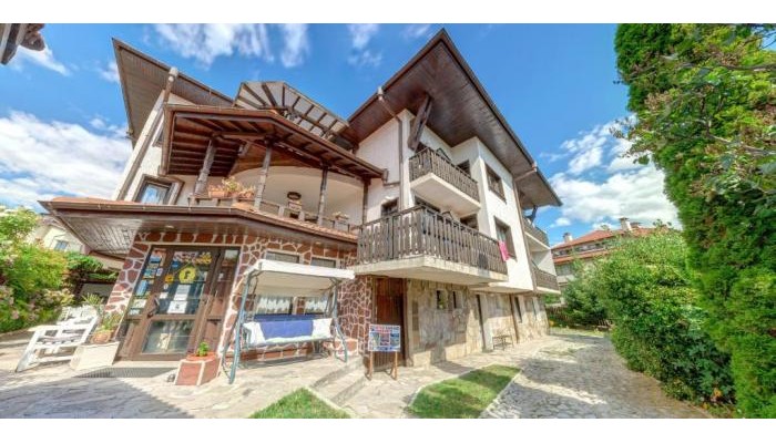 Hotel Grami poza 1