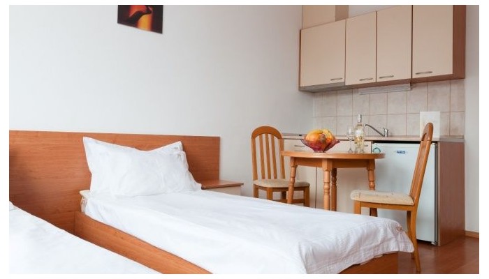 Hotel Flora Main Building poza 23