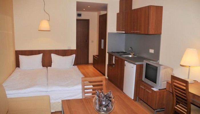 Villa Park Guest Apartments poza 3