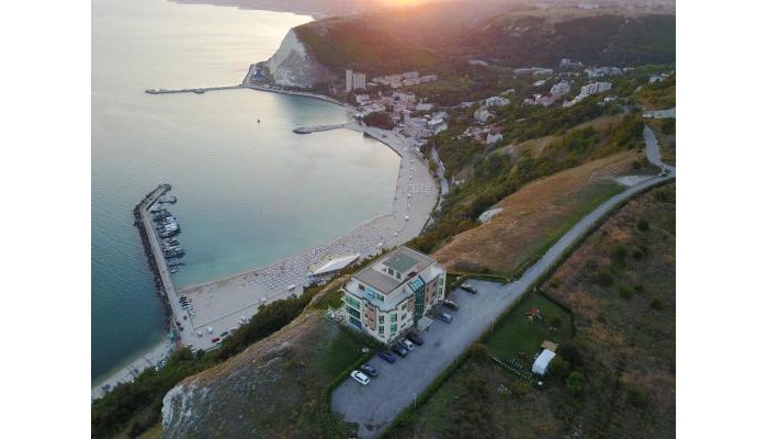 Hotel Calithea Kavarna poza 0