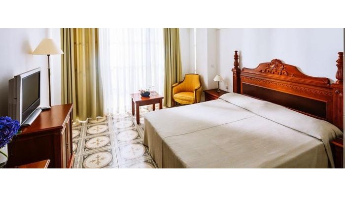 The Cliff Beach & Spa Resort poza 9