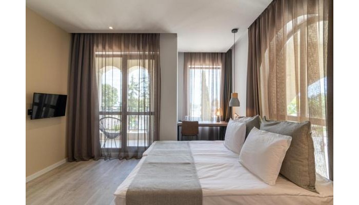 Hotel Primorski poza 15