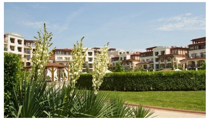 Green Life Beach Resort poza 100