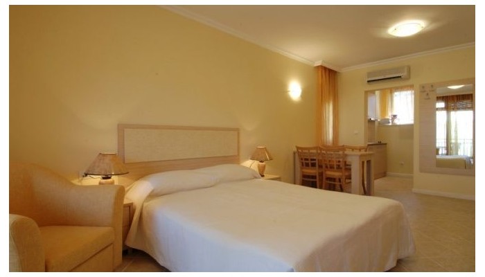 Santa Marina Holiday Village poza 26