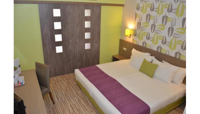 Aqua Nevis Hotel & Aqua Park poza 5