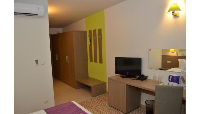 Aqua Nevis Hotel & Aqua Park poza 8