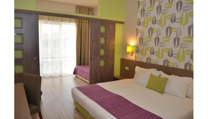 Aqua Nevis Hotel & Aqua Park poza 1