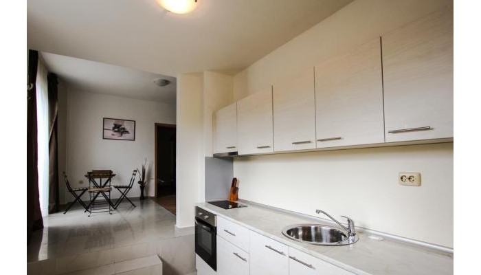 New Line Village Apartments poza 5