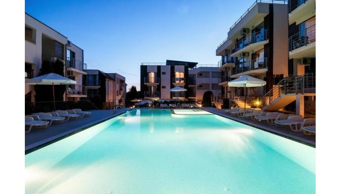 New Line Village Apartments poza 1