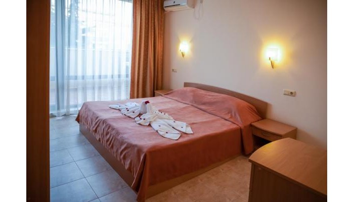 Rose Village poza 16